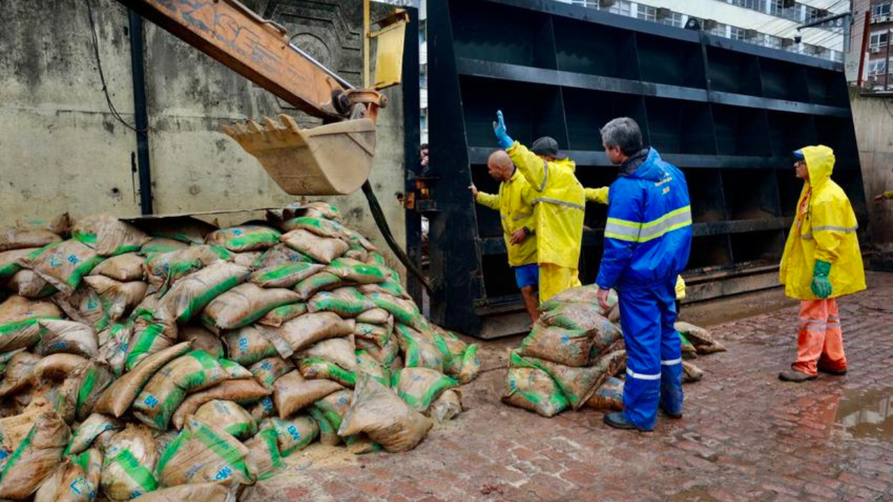 alerta para fechamento de comportas por nivel do guaiba em porto alegre