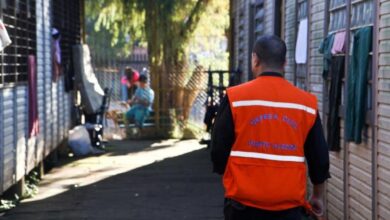 Funcionário da Defesa Civil em porto alegre