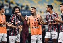 marcelo e outros jogadores do fluminense