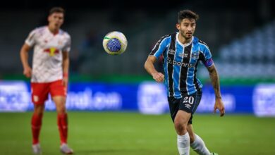 Villasanti volante do Grêmio em partida válida pelo Brasileirão