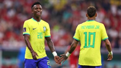 vini jr e neymar em ação pela seleção brasileira