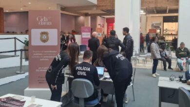 policia civil ajuda em mutirao da cidadania em shopping praia de belas