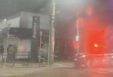 Incêndio atinge farmácia em Porto Alegre