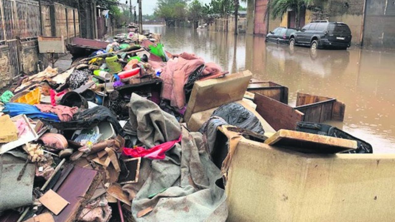 lixo acumulado em porto alegre