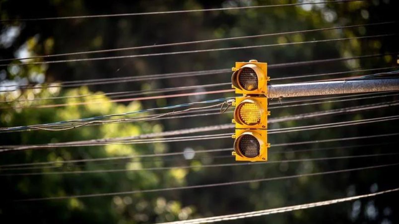 projeto envolvendo sinal amarelo é aprovado na Câmara de Porto Alegre