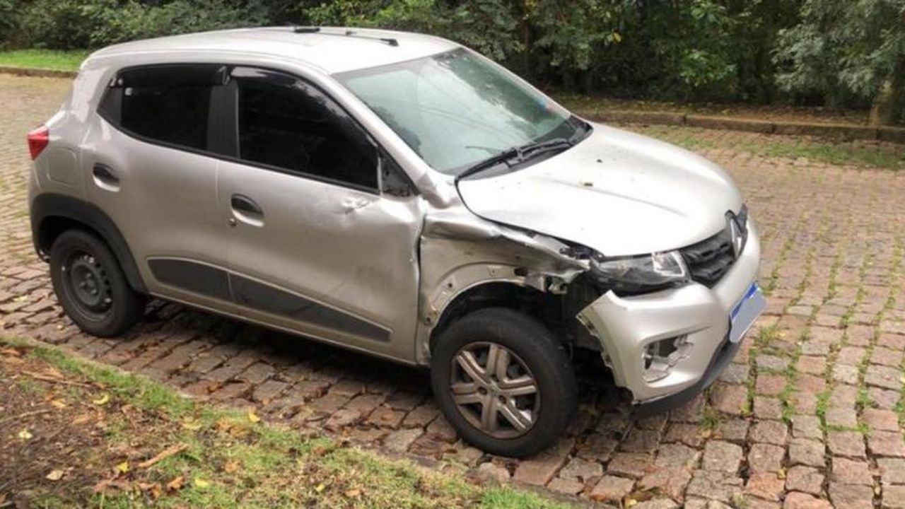 Carro suspeito de atropelar e matar mulher em Porto Alegre é encontrato pela polícia