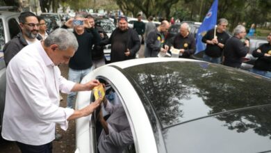 Candidatos à Prefeitura de Porto Alegre realizam domingo de campanha / melo em campanha