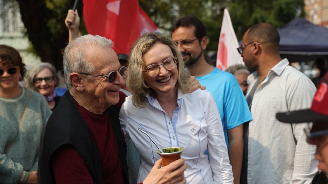 maria do rosario em campanha / Candidatos à Prefeitura de Porto Alegre realizam domingo de campanha