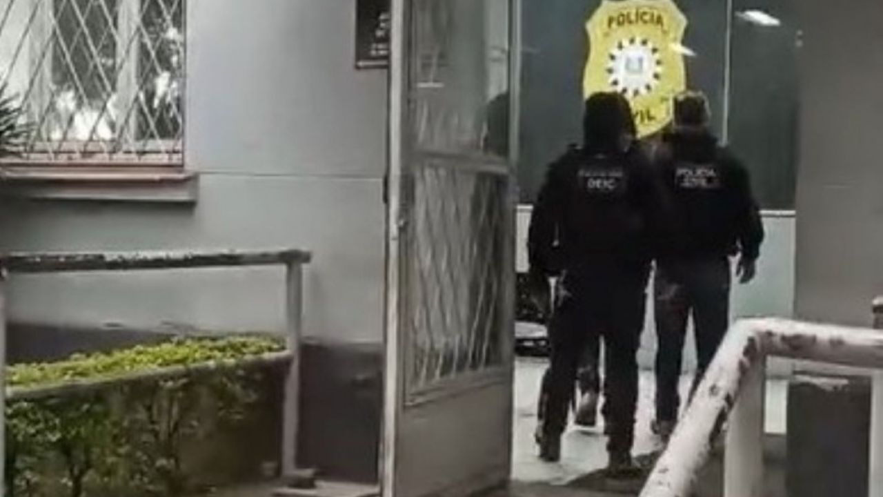 Polícia Civil prende 3 por "golpes dos nudes"